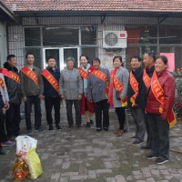 君子传孝道 敬老进行时 ——朱君村爱心帮扶团在行动